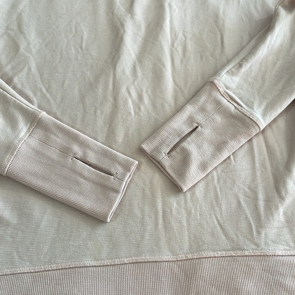 Athleta Coaster Luxe Recover Sweatshirt Size XS Peach Pink SOFT Crew Neck - Picture 5 of 8